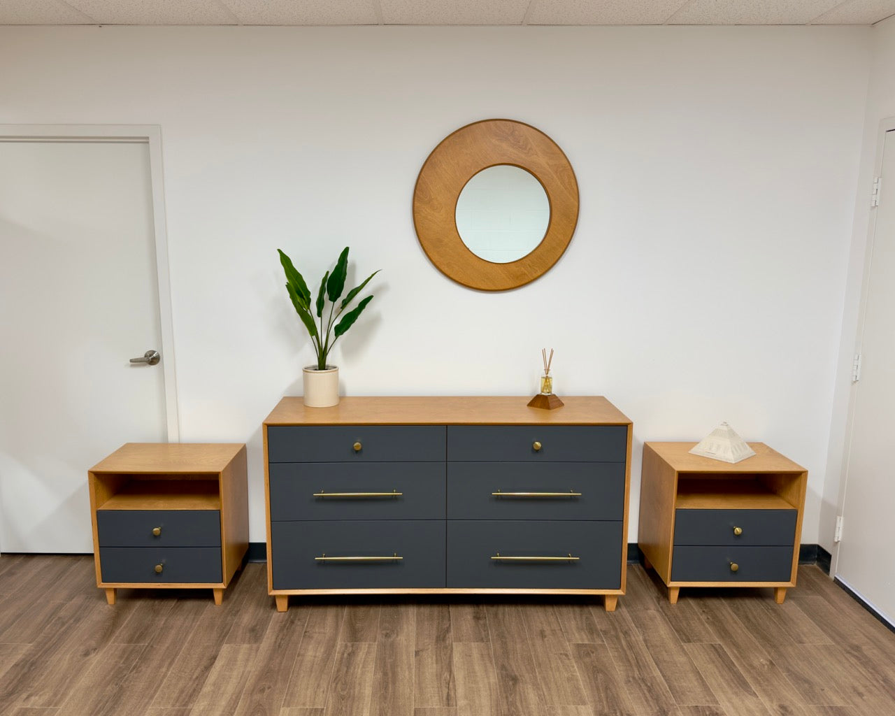 BUTTERSCOTCH — 6-Drawer Dresser