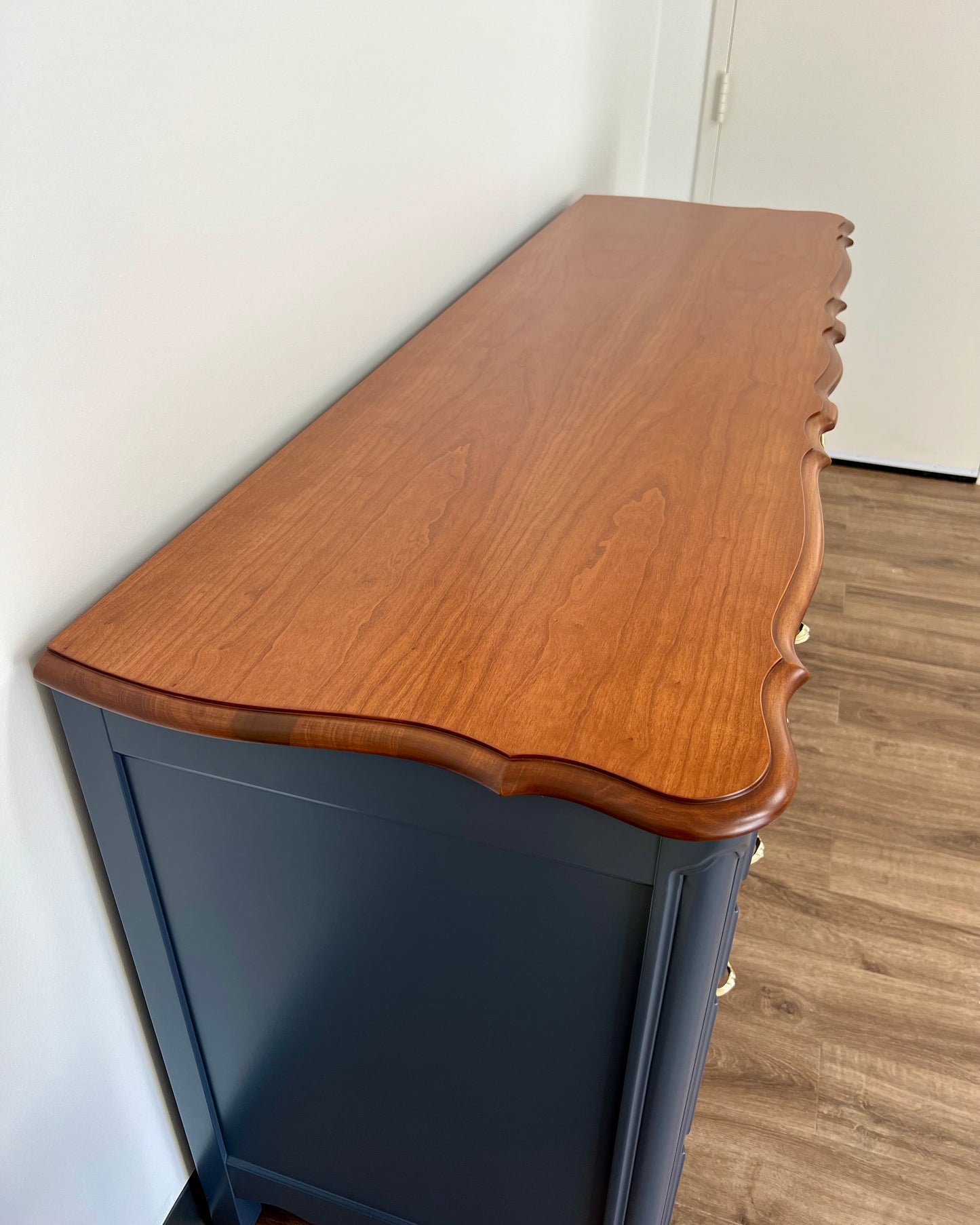 12-Drawer Dresser – Navy & Cherry Top