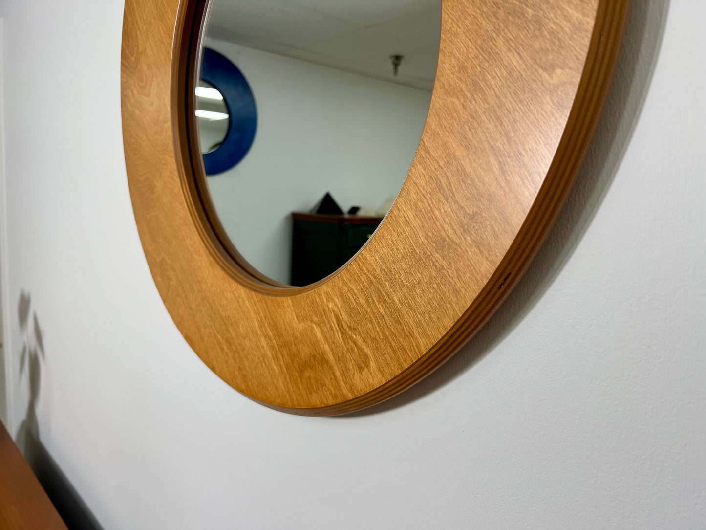 BUTTERSCOTCH — 30” Asymmetrical Round Mirror