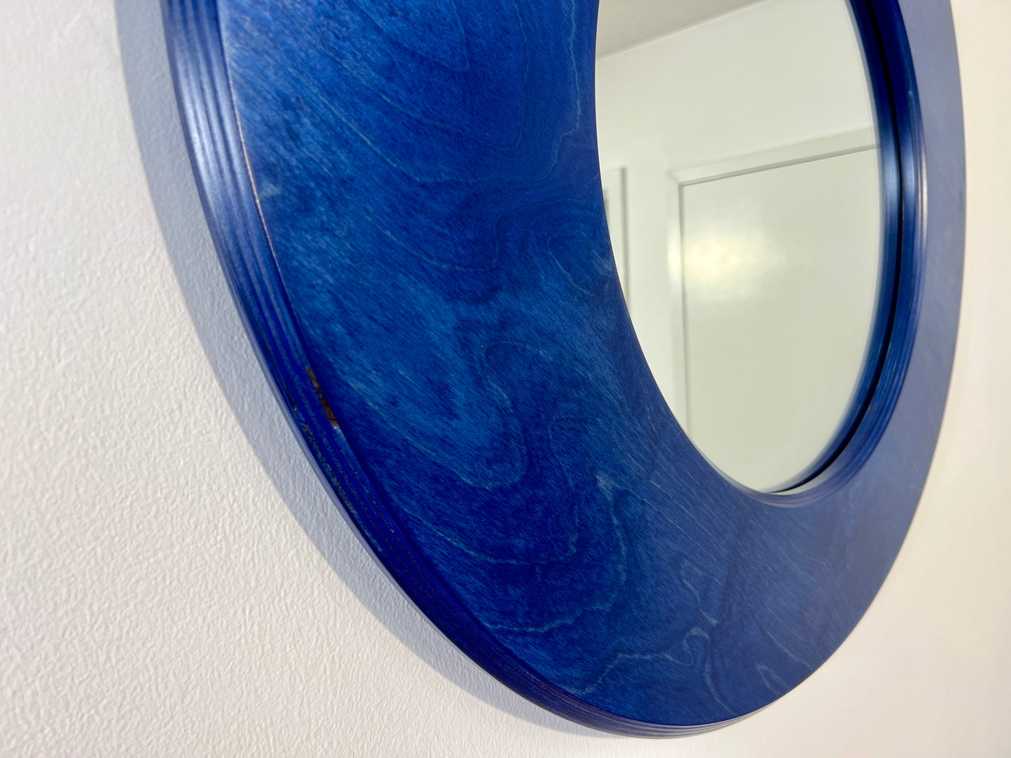 DEEPWATER — 30” Asymmetrical Round Mirror