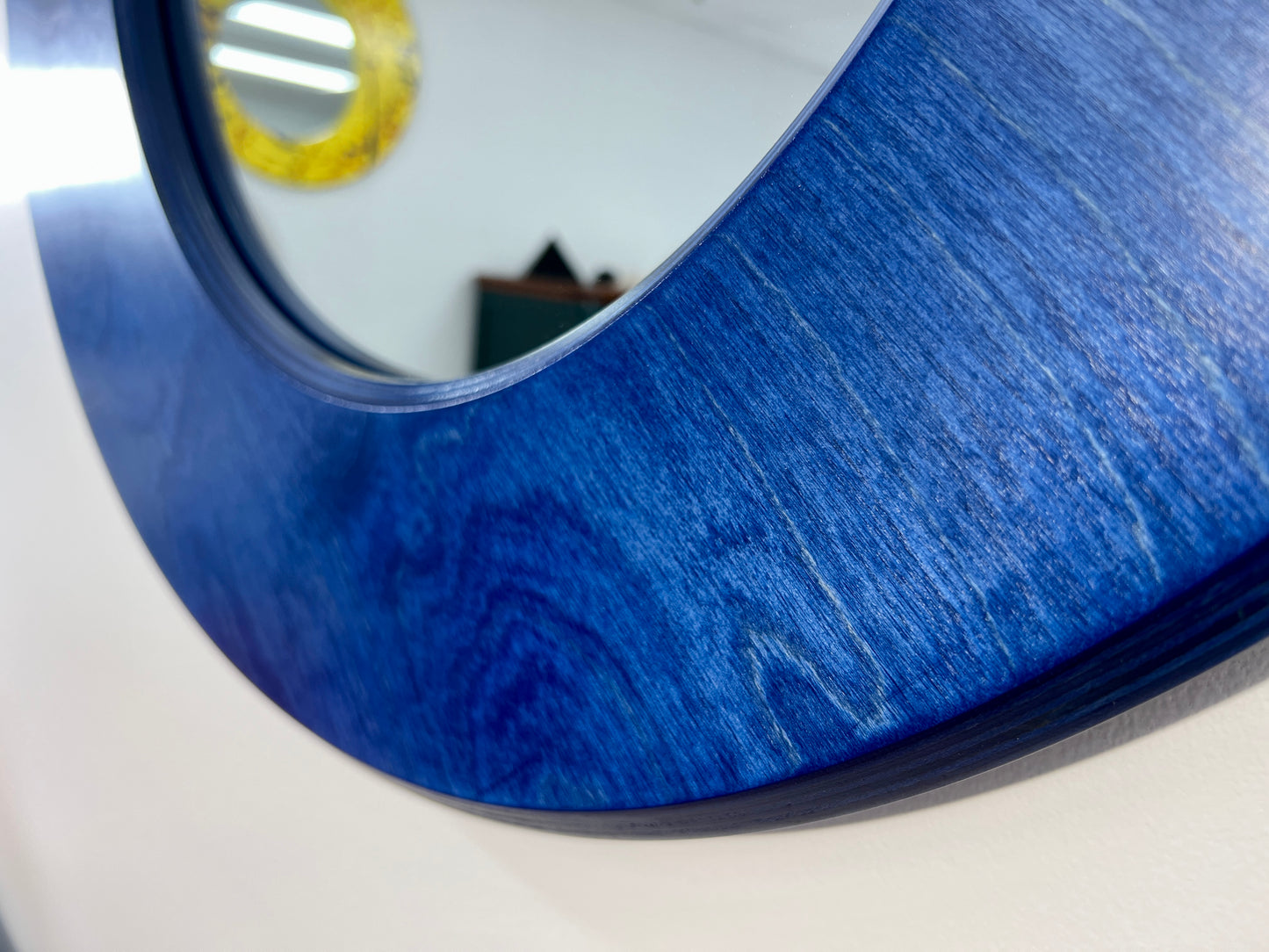 DEEPWATER — 30” Asymmetrical Round Mirror