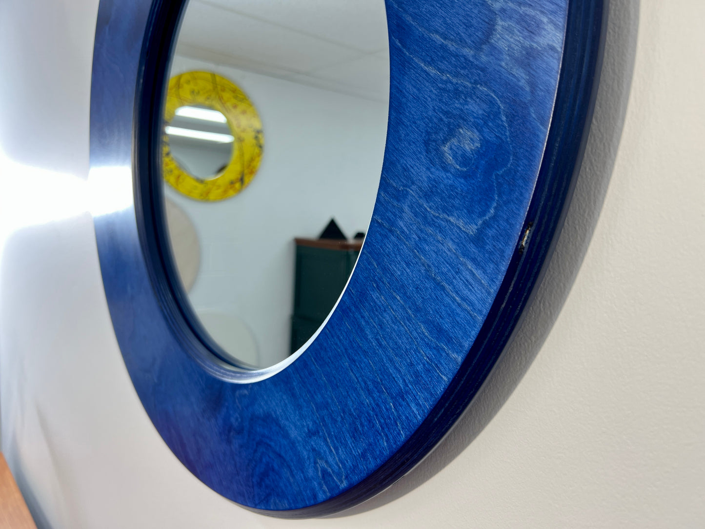 DEEPWATER — 30” Asymmetrical Round Mirror